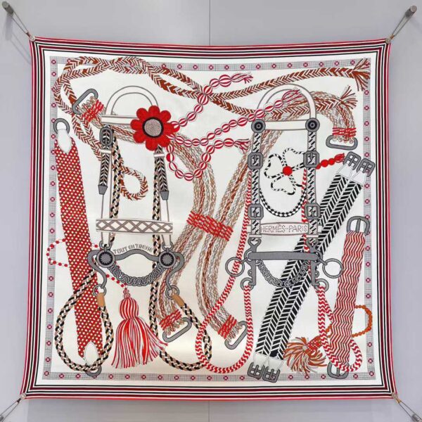HERMES Silk scarf