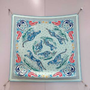 HERMES Silk scarf