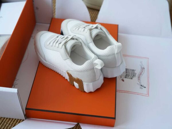HERMES Sneakers
