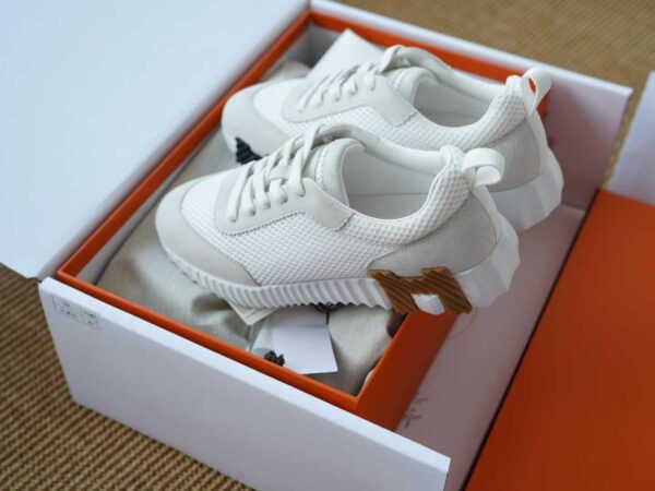 HERMES Sneakers