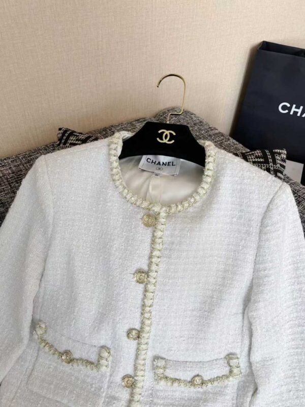 CHANEL Jacket