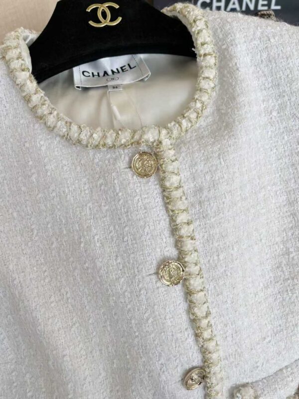 CHANEL Jacket