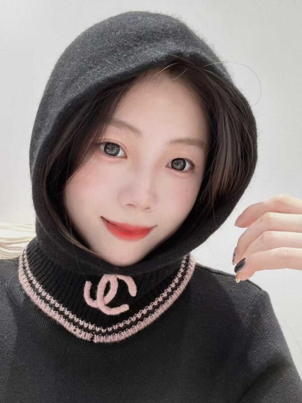 CHANEL Cold hat