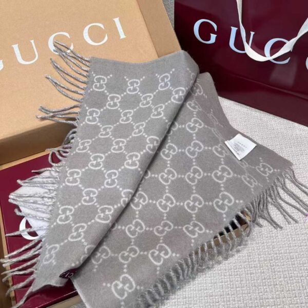 GUCCI Silk scarf