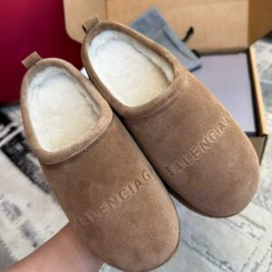 BALENCIAGA  Wool slippers