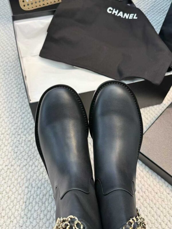 CHANEL 25B Short boots