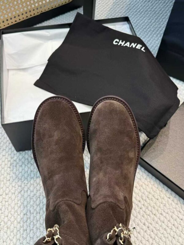 CHANEL 25B Short boots