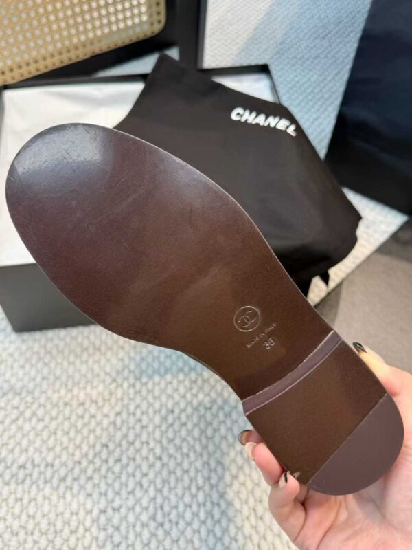 CHANEL 25B Short boots