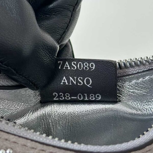 Fendi  graphy NANO （The chain is equipped separately ）