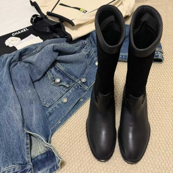 CHANEL Short boots