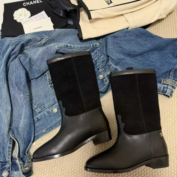 CHANEL Short boots