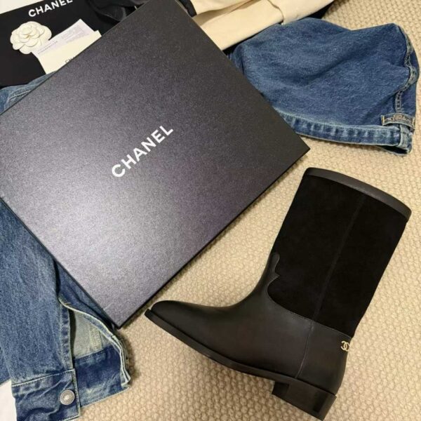 CHANEL Short boots