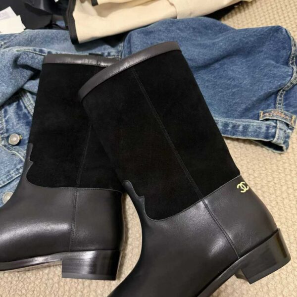 CHANEL Short boots