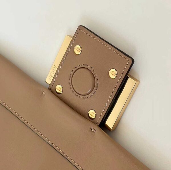 FENDI Mamma Baguette