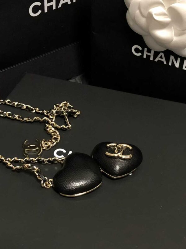 CHANEL Necklace