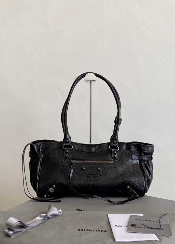 Balenciaga Women's Le City Bag East-west in Sesame