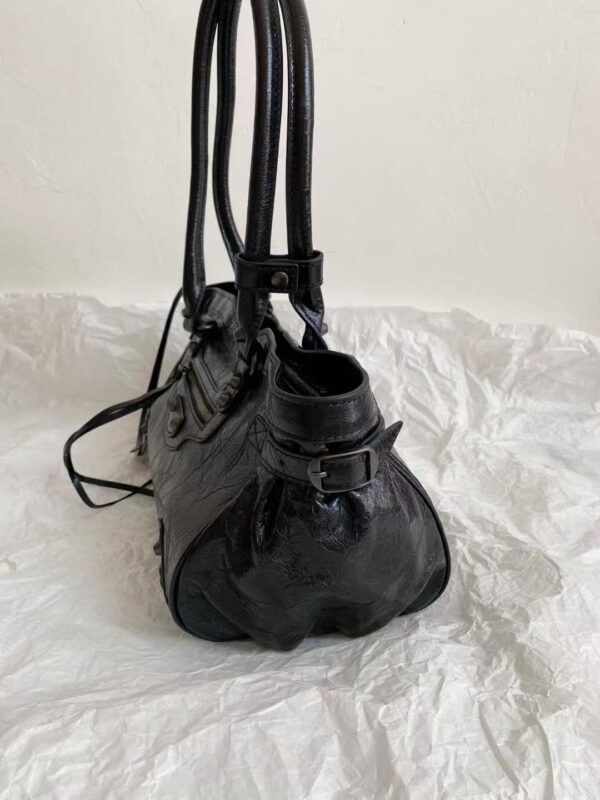 Balenciaga Women's Le City Bag East-west in Sesame