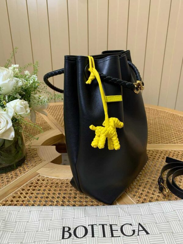 Bottega veneta  Andiamo Bucket