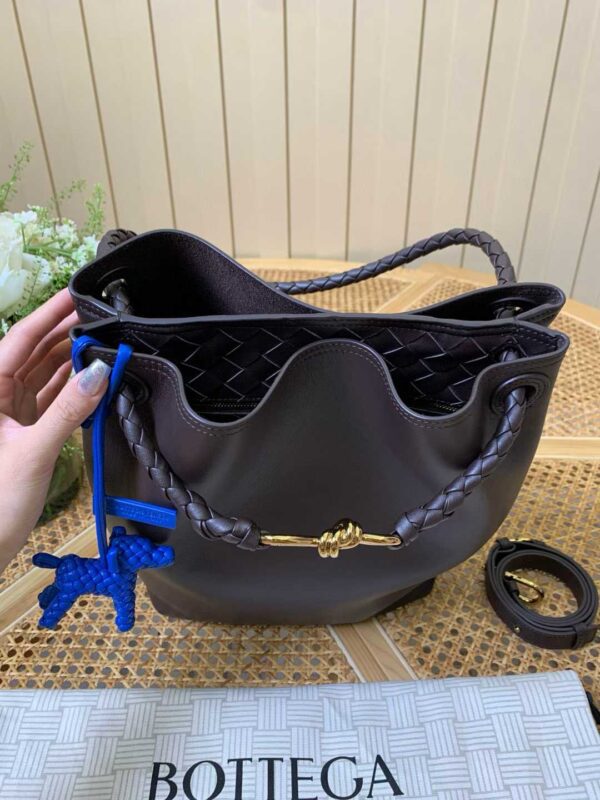 Bottega veneta  Andiamo Bucket