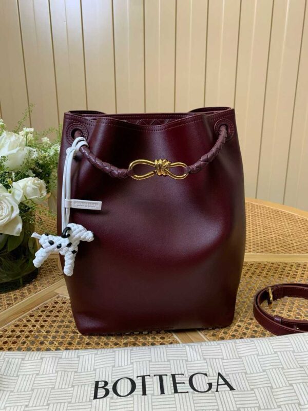 Bottega veneta  Andiamo Bucket