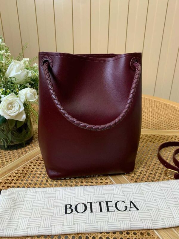 Bottega veneta  Andiamo Bucket