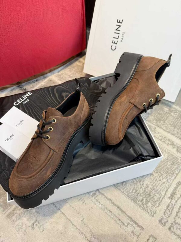 CELINE Casual shoes