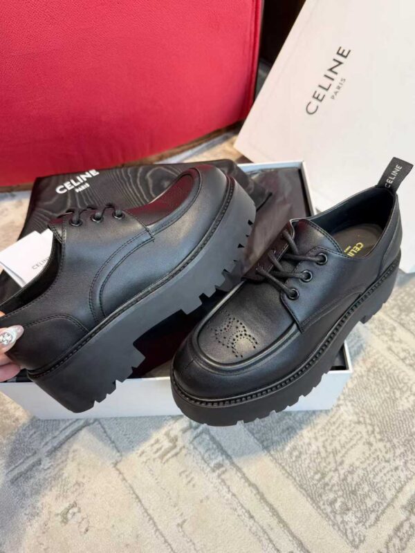 CELINE Casual shoes