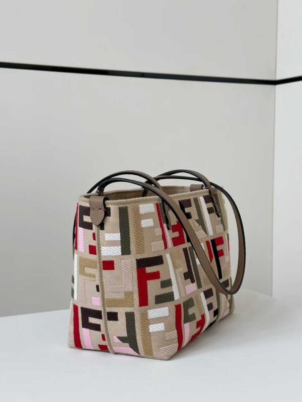FENDI Roll SMALL