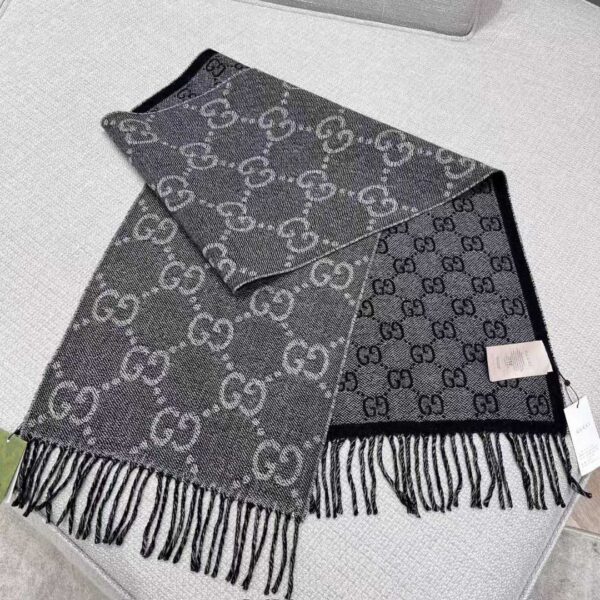 GUCCI Scarf