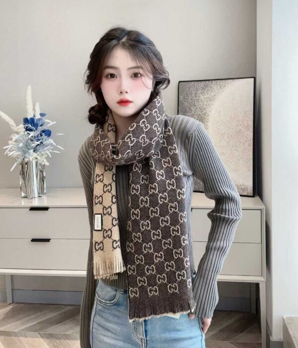 GUCCI Scarf