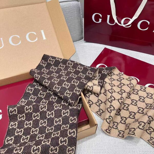 GUCCI Scarf