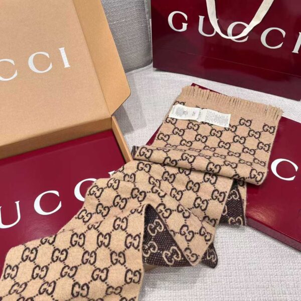 GUCCI Scarf