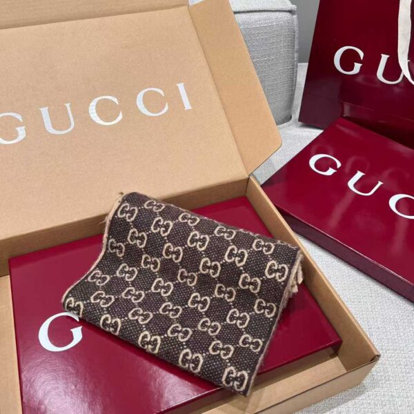 GUCCI Scarf