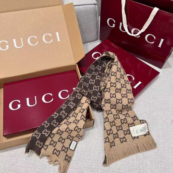 GUCCI Scarf
