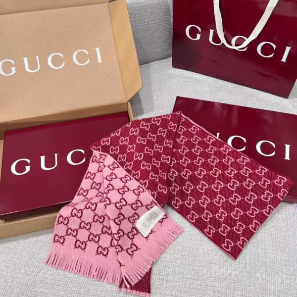 GUCCI Scarf