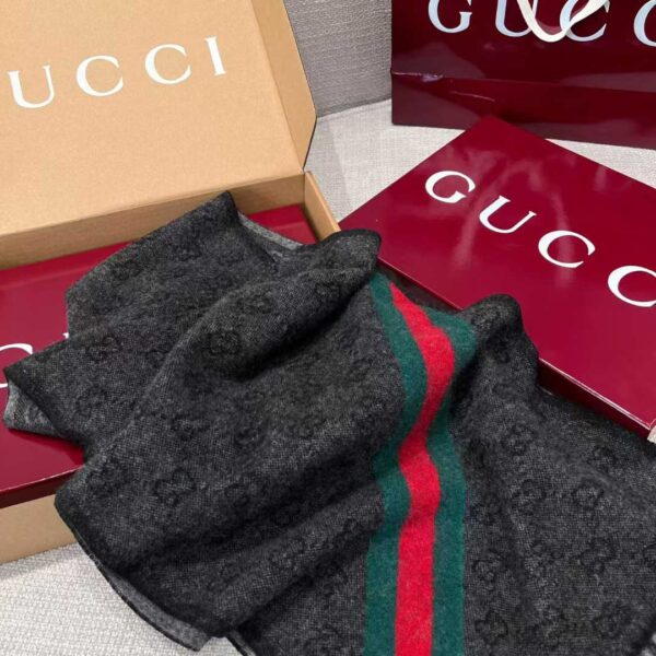 GUCCI Scarf