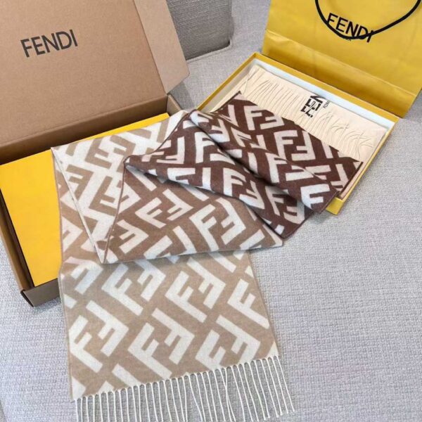 FENDI Scarf