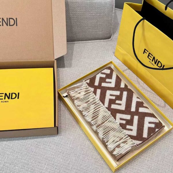 FENDI Scarf