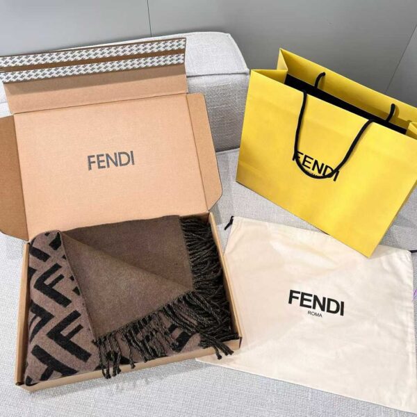 FENDI Double cloak