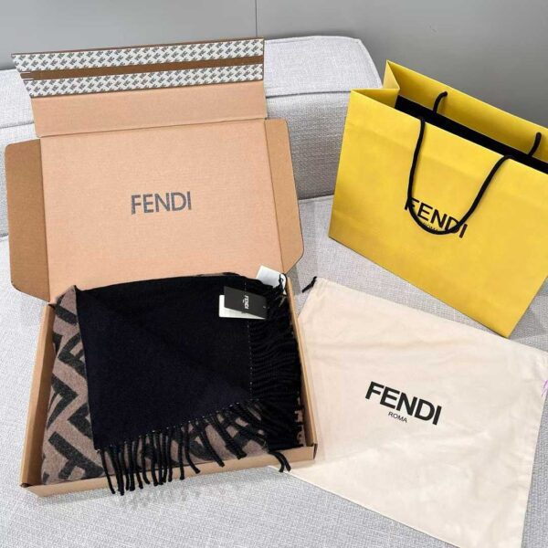 FENDI Double cloak