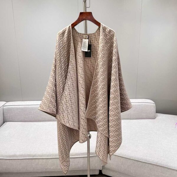 FENDI  FF  Jacquard cloak