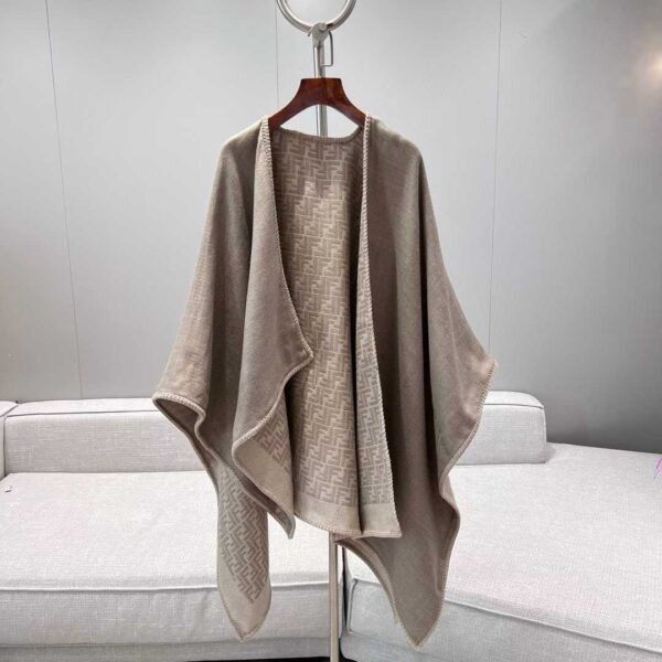 FENDI  FF  Jacquard cloak