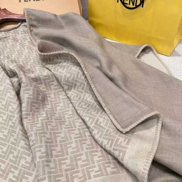 FENDI  FF  Jacquard cloak