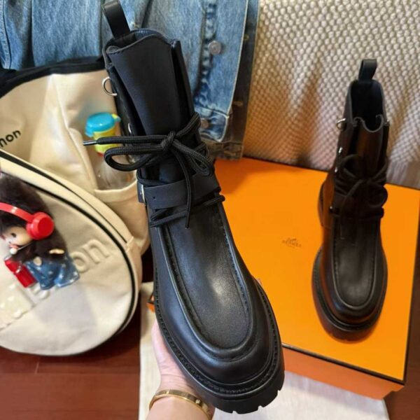 HERMES Short boots