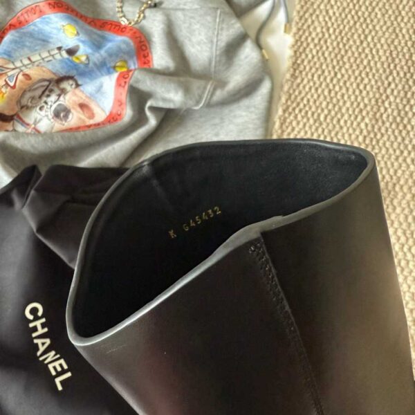 CHANEL Knight boots