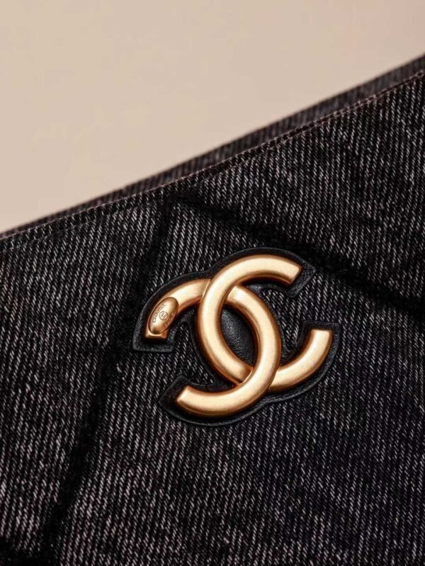CHANEL HOBO BAG