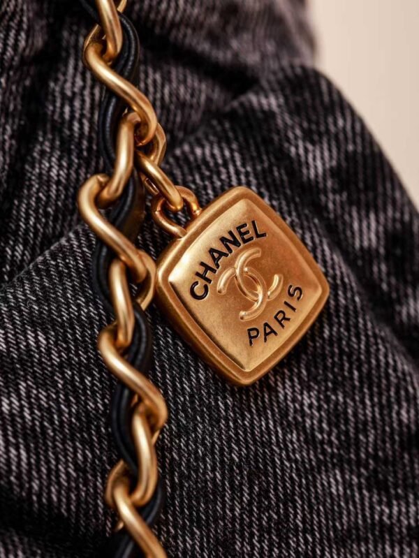CHANEL HOBO BAG