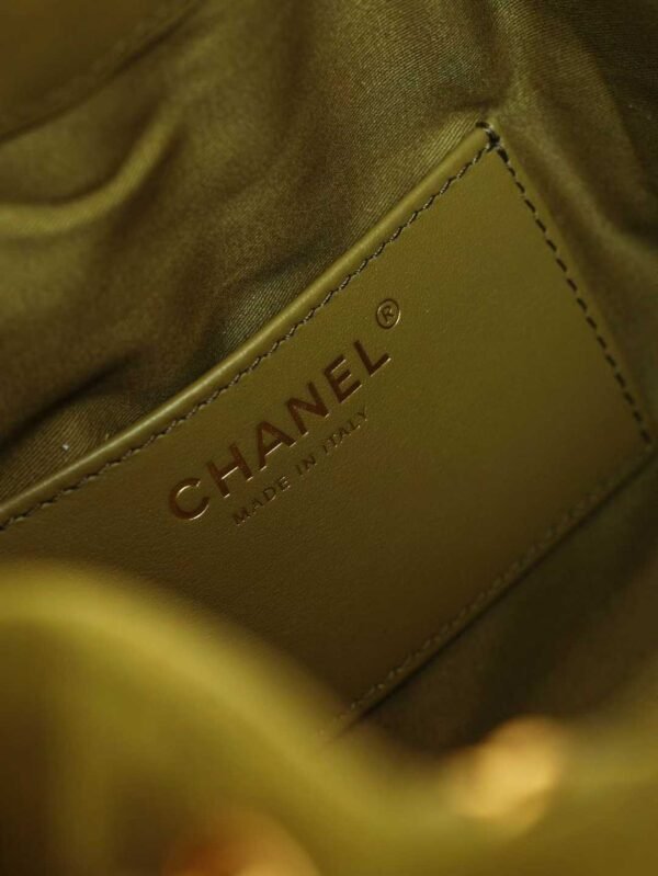 CHANEL 25 Handbag