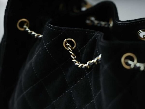 CHANEL 25 HANDBAG