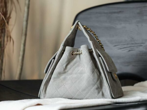 CHANEL 25 HANDBAG
